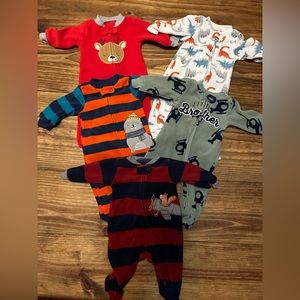 CARTERS 1-piece Fleeced Footie PJs- SZ newborn